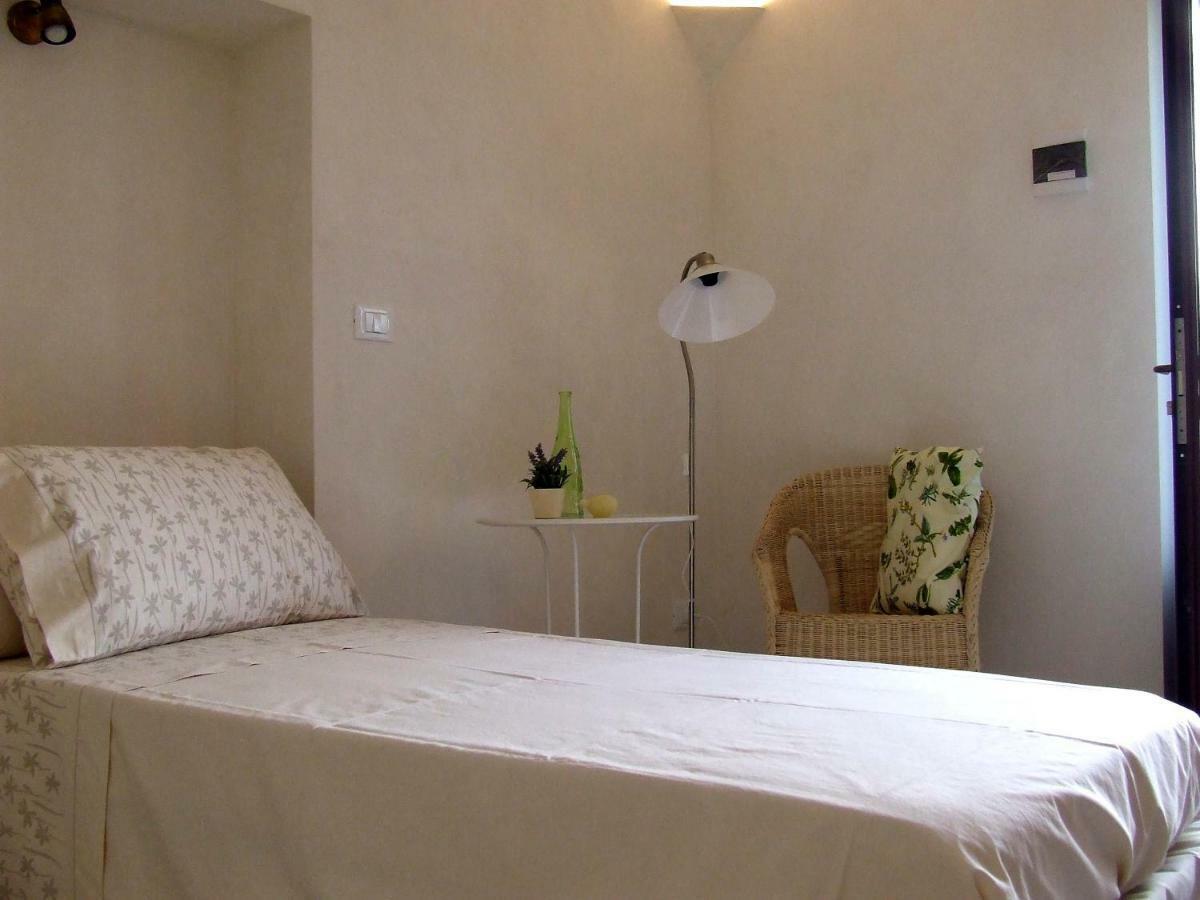 Il Giardino Di Viola Bed and Breakfast Ceglie Messapica Buitenkant foto